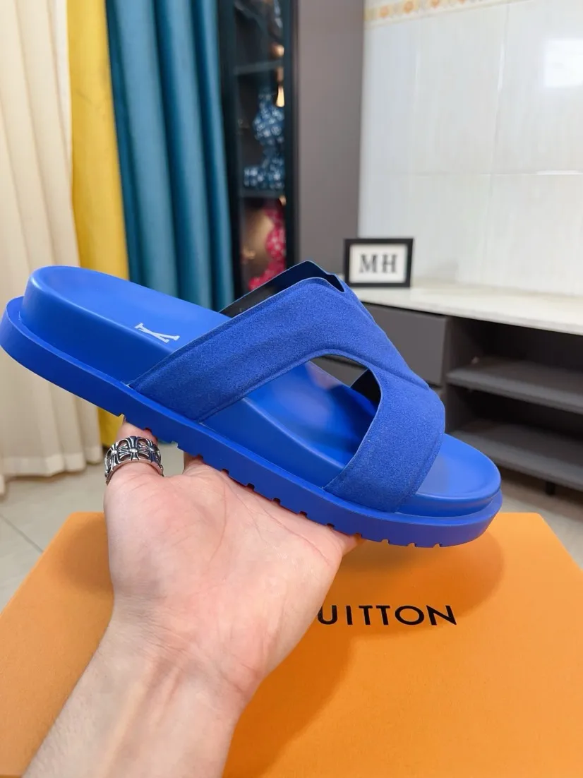 Men's shoes 💰300🌹🌹【LV】Multi-color new men's slippers, original top quality version, original special frosted cowhide➕sheepskin inner and side, non-slip combination sole, more stable walking, more comfortable and lightweight, high-end and generous, size: 38~44